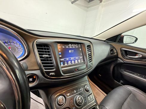 Used 2015 Chrysler 200 C w/ Navigation & Sound Group I FWD image 17
