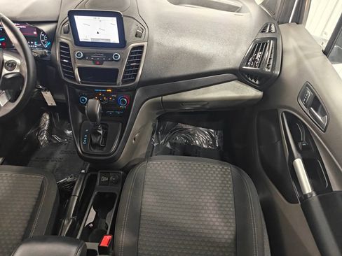 Used 2022 Ford Transit Connect XLT FWD image 21