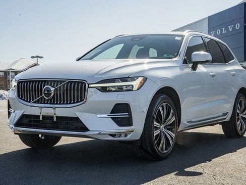 Used 2023 Volvo XC60 B5 Plus w/ Protection Package Premier image 3