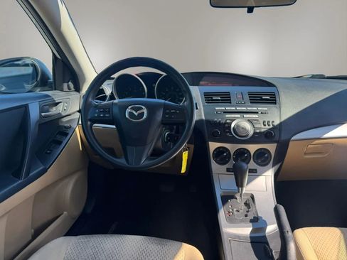 Used 2011 MAZDA MAZDA3 i Touring image 13