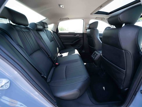 Used 2021 Honda Accord Touring image 24
