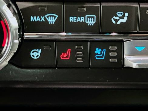 New 2026 Ford F350 Lariat w/ Black Appearance Package image 24