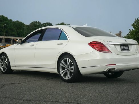 Used 2015 Mercedes-Benz S 550 4MATIC Sedan image 3