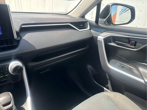 Used 2023 Toyota RAV4 LE FWD image 27