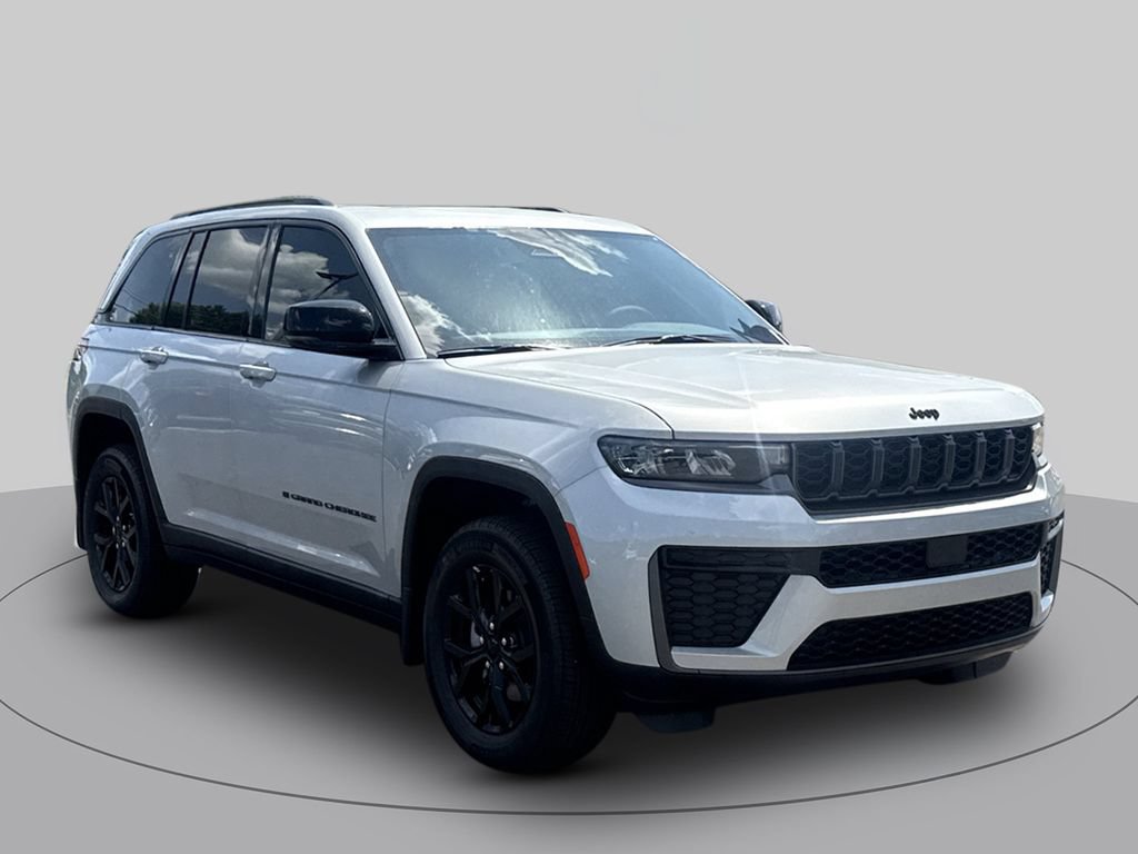 New 2026 Jeep Grand Cherokee Altitude RWD image 1