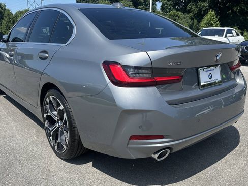 Used 2025 BMW 330i xDrive Sedan w/ Premium Package image 8