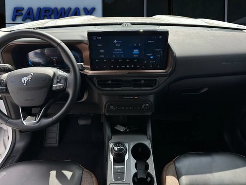 Used 2025 Ford Bronco Sport Outer Banks w/ Outer Banks Tech Package+ AWD/4WD image 14