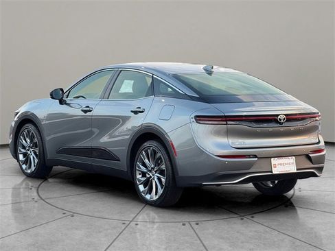 Used 2023 Toyota Crown Limited w/ Advanced Technology Package image 4