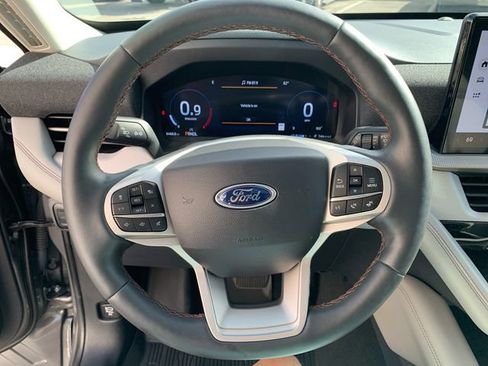 Certified 2025 Ford Explorer Active w/ Active Comfort Package image 23