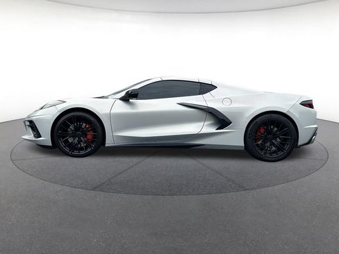 Used 2024 Chevrolet Corvette Stingray Preferred Cpe w/ Z51 Performance Package RWD image 2