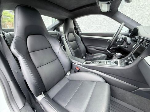 Used 2013 Porsche 911 Carrera 4S image 40