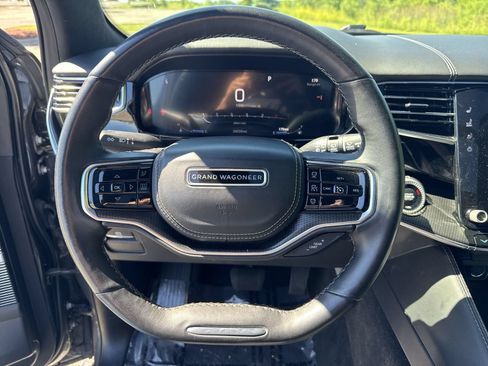 Used 2024 Jeep Grand Wagoneer Series II w/ Quick Order Packagew 28T AWD/4WD image 18