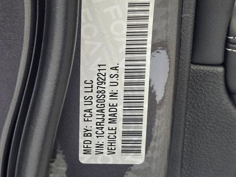 New 2025 Jeep Grand Cherokee L Laredo RWD image 23