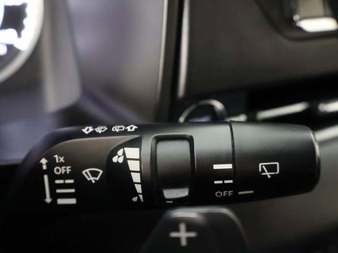 Used 2022 Mitsubishi Outlander ES image 36