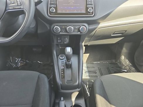 Used 2024 Nissan Kicks S FWD image 3
