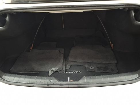 Used 2025 Hyundai Sonata Limited FWD image 5