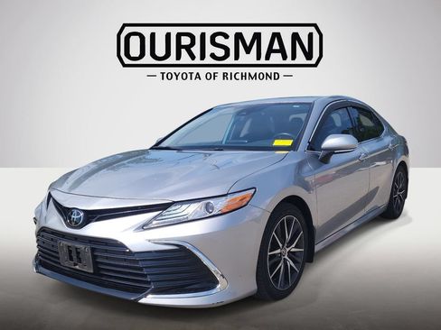 Certified 2023 Toyota Camry XLE FWD image 2