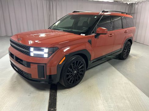 Used 2024 Hyundai Santa Fe Calligraphy image 3