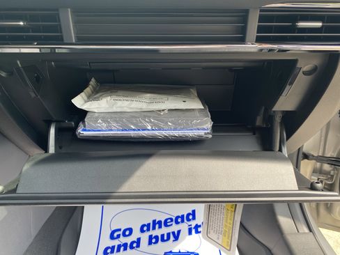 New 2025 MAZDA MAZDA3 s image 21