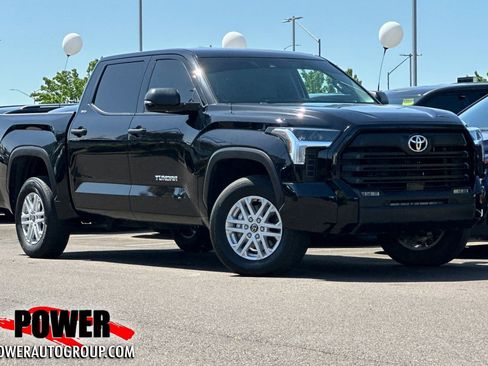 Used 2024 Toyota Tundra SR5 w/ SR5 Convenience Package AWD/4WD image 1