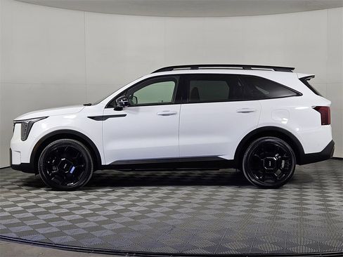 Used 2024 Kia Sorento SX Prestige w/ Olive Brown Leather Package image 3