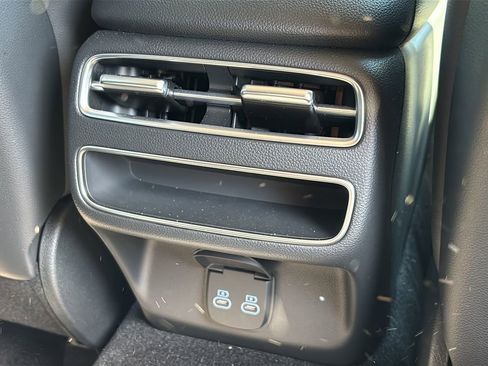 Certified 2026 Genesis GV70 2.5T AWD/4WD image 37