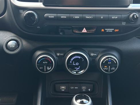 New 2026 Hyundai Venue SEL FWD image 21