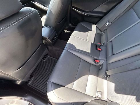 Used 2014 Lexus IS 250 RWD image 12