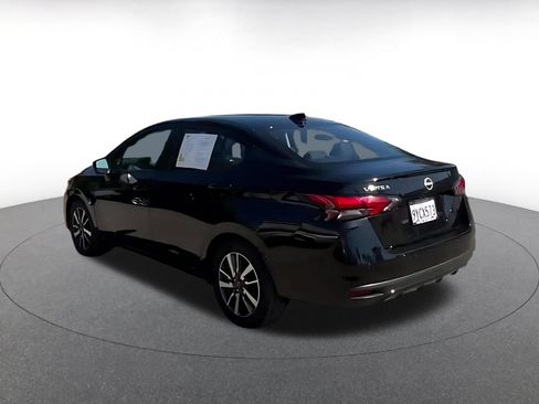 Used 2025 Nissan Versa SV FWD image 11