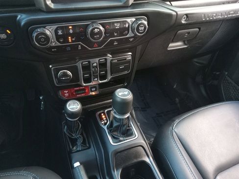 Used 2022 Jeep Wrangler Unlimited Rubicon 4xe w/ Dual Top Group image 19