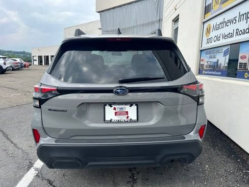 Used 2026 Subaru Forester Premium AWD/4WD image 4