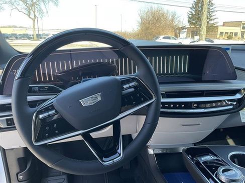 New 2026 Cadillac Lyriq Sport image 4