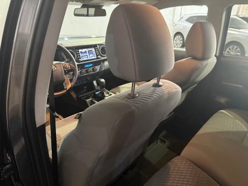 Used 2023 Toyota Tacoma SR AWD/4WD image 30