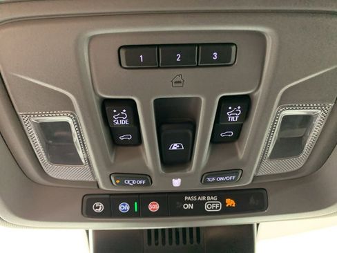 Used 2024 GMC Sierra 1500 Denali w/ Denali Reserve Package AWD/4WD image 26