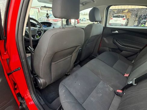 Used 2015 Ford Focus SE image 20
