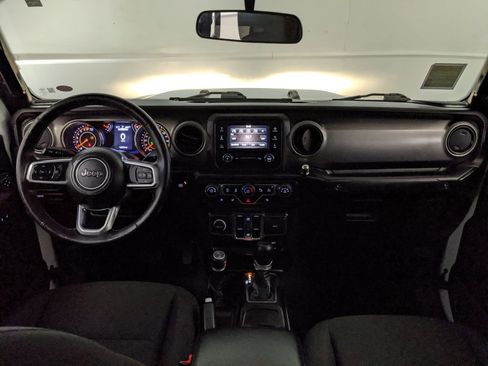 Used 2020 Jeep Gladiator Sport w/ Quick Order Package 24S AWD/4WD image 9