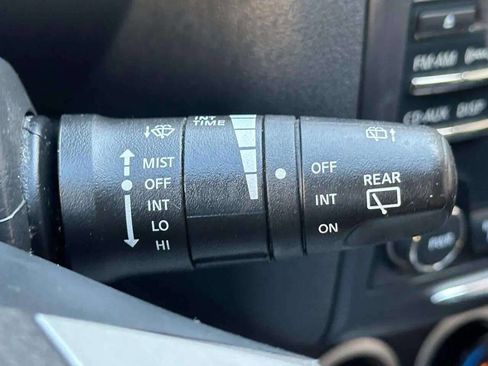 Used 2015 Nissan Rogue S w/ Convenience Package image 45