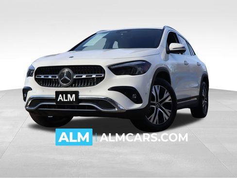 Used 2025 Mercedes-Benz GLA 250 4MATIC image 1