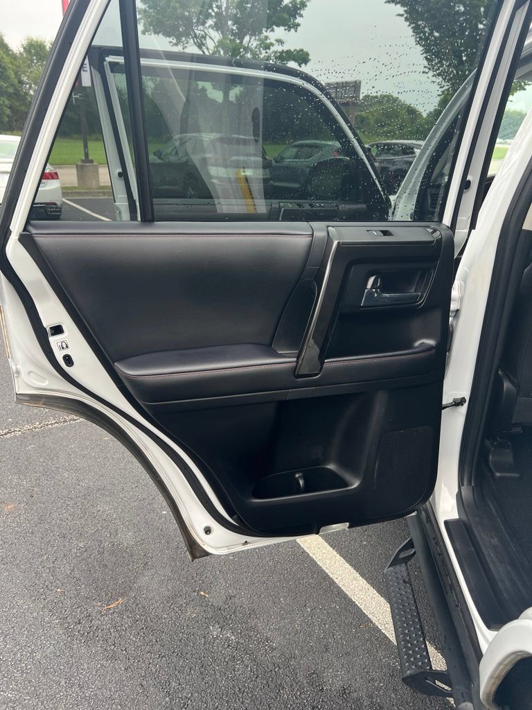 Used 2024 Toyota 4Runner TRD Off-Road Premium w/ Moonroof Package AWD/4WD image 15