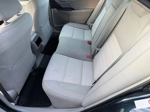 Used 2016 Toyota Camry LE FWD image 9