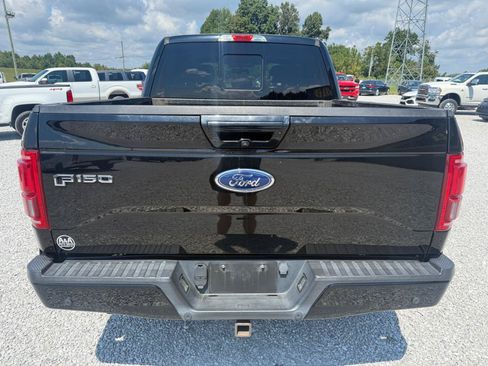 Used 2017 Ford F150 Lariat AWD/4WD image 4