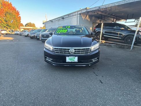 Used 2017 Volkswagen Passat 1.8T SE image 2