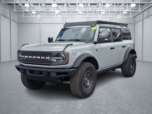 Used 2024 Ford Bronco Badlands AWD/4WD image 1