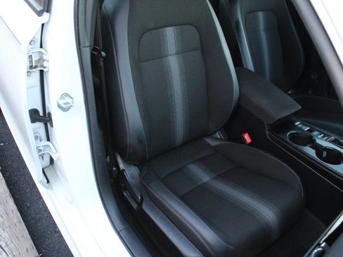 Used 2022 Honda Civic Sport image 15