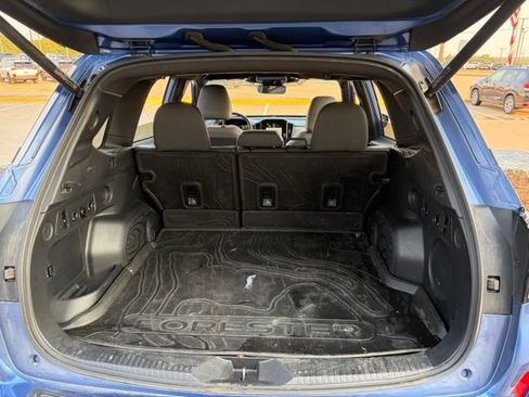 Used 2025 Subaru Forester Limited AWD/4WD image 22