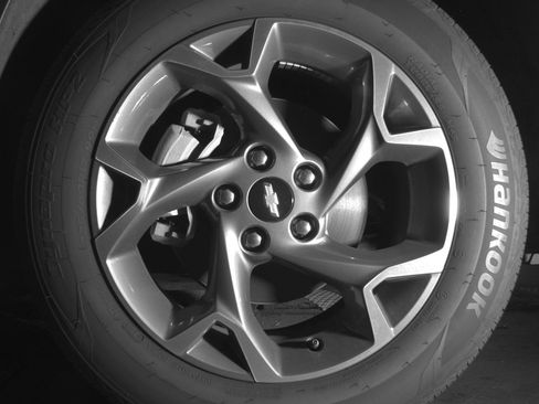 Used 2025 Chevrolet Trax LT FWD image 11