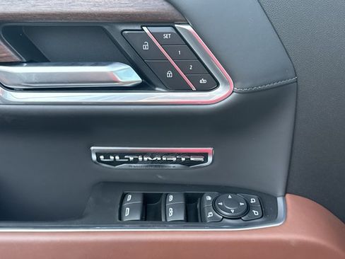 New 2026 GMC Sierra 1500 Denali Ultimate w/ LPO, Black Badging Package AWD/4WD image 20