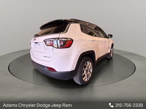 Used 2025 Jeep Compass Limited AWD/4WD image 6