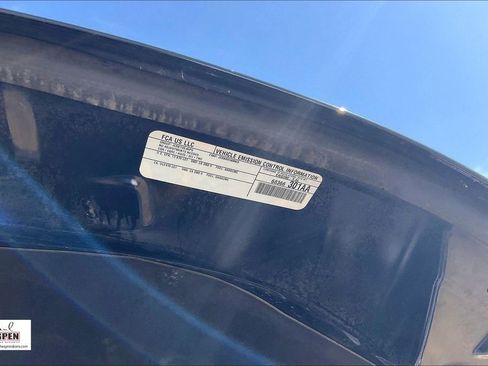 Used 2018 Jeep Grand Cherokee Altitude RWD image 33