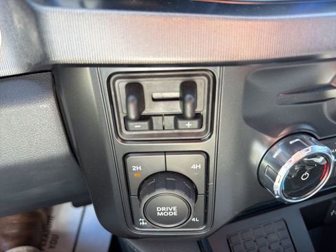 New 2025 Ford F250 Platinum AWD/4WD image 23
